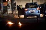 إصابة 5 شرطيين بانفجار قنبلة بالبحرين