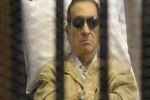 مصدر طبى: مبارك تلقى نبأ فوز مرسى بالرئاسة بفتور تام