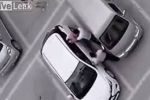 فيديو: شابان يتناوبان الاعتداء على فتاة في موقف سيارات بالصين