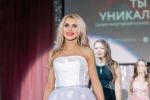 نقل قس روسي للعمل في قرية نائية بسبب مشاركة زوجته في مسابقة ملكة جمال