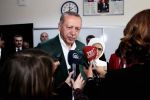 أردوغان عن انتخابات البلدية: صناديق الاقتراع تعرضت للسرقة والغش