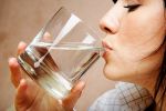 المشروبان الأكثر صحة إلى جانب الماء وفقًا لجامعة هارفارد