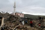 شاهد: زلزال يضرب تركيا ومخاوف من تسونامي