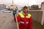 سناء معطاط… عاملة نظافة مغربية تدخل عامل المشاهير بسبب جمالها! 'فيديو'