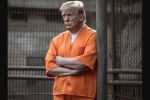 ترامب يواجه 37 تهمة جنائية والسجن 20 عاما