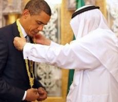 أوباما يتسول في السعودية/بقلم توفيق أبو شومر