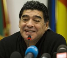 مارادونا: بلاتر تاجر بمونديال قطر ودعم بعض العرب له بوجه الأمير علي يزعجني