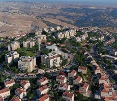 بلدية الاحتلال تطالب بتعزيز البناء الاستيطاني في القدس دون خوف من الأمريكيين 