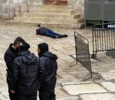 إصابة شاب بدعوى الطعن في القدس