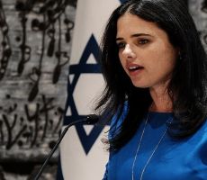 وزيرة الداخلية الإسرائيلية تعترف بالكذب