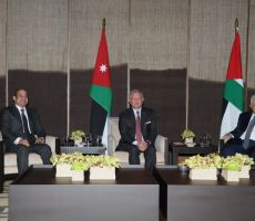 القمة الأردنية المصرية الفلسطينية: القادة يؤكدون تصديهم لأية خطط إسرائيلية لتهجير الفلسطينيين