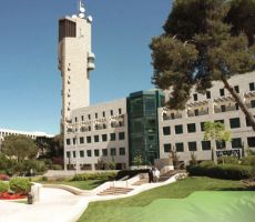القدس: محاولة اضرام النار في سكن الطلبة بالجامعة العبرية 