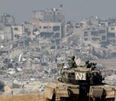كاتب إسرائيلي: مضطرون للموافقة على صفقة لإنهاء الحرب في غزة