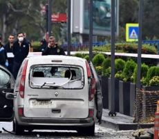 تركيا: هجوم إرهابي قرب مبنى الوزارة نفذه عنصران أحدهما فجر نفسه والآخر تم تحييده