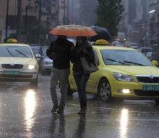 استمرار تساقط الامطار في معظم انحاء البلاد واستقرار تدريجي بعد الظهر