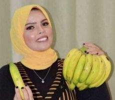 ' تربينا على حمل حذاء الرجل فوق راسنا'.. 'شاهد' 'مرشحة تعدد الزوجات للانتخابات المصرية تختار 'الموز' شعاراً لها!