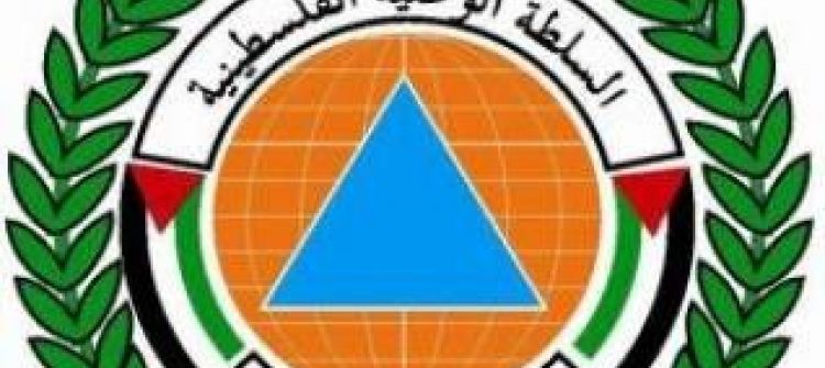 الدفاع المدني ينفذ جولات تفقدية لمنشات في محافظة الخليل