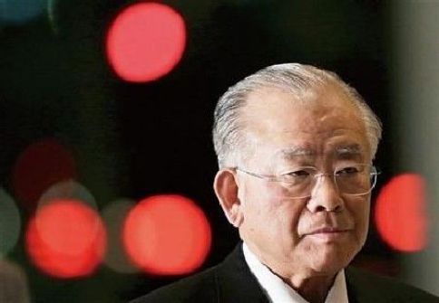 وزير مالية اليابان ينتحر قبل يومين من نشر مقالة تفضح علاقاته الغرامية