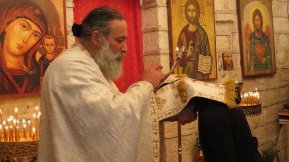 قرار تاريخي:الكنيسة الروسية تعتبر  الحرمان على الخوري رومانوس باطل