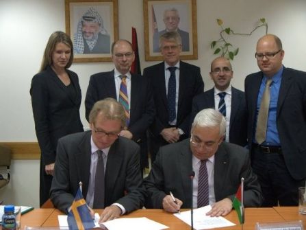 الحكومة السويدية تتهعد بدعم فلسطين بحوالي 100 مليون دولار للعام القادم
