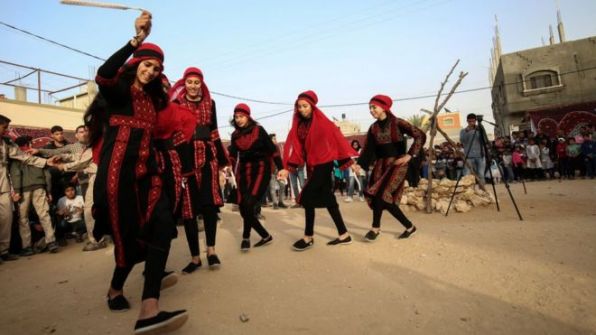 الدورة الشهرية 'عار' يلاحق نساء البلاد العربية وفتياتها