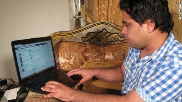  شاب فلسطيني يخترق صفحة مؤسس الفيسبوك 