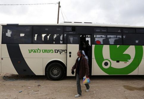 البدء بتطبيق الفصل العنصري في الحافلات الاسرائيلية