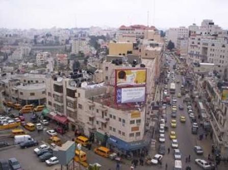  الاحصاء: 53.7 بالمئة من الأسر الفلسطينية تعيش في شقق سكنية 