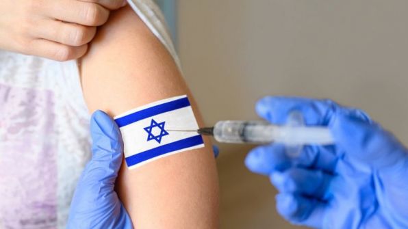 فيروس كورونا: تجربة جديدة في إسرائيل لاختبار مدى فعالية جرعة اللقاح الرابعة