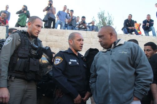 شرطة الاحتلال تُمدد اعتقال مدير نادي الأسير في القدس ناصر قوس 
