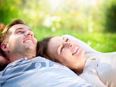 السعادة الزوجية... هل هي ضمانة لصحة القلب والأوعية؟
