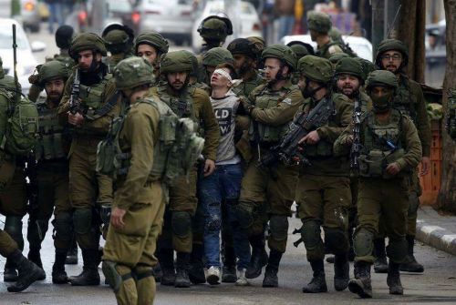 الاحتلال ينفذ حملة اعتقالات واسعة في الضفة الغربية