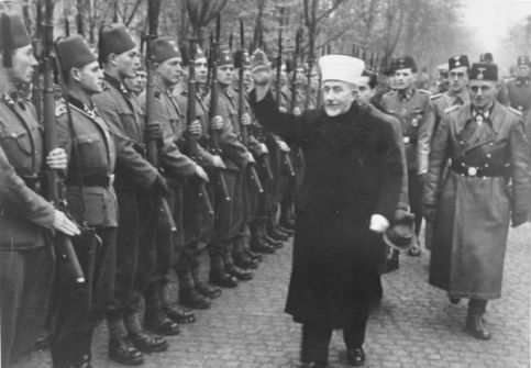 نتنياهو يبريء هتلر من مذابح اليهود ويتهم الحسيني