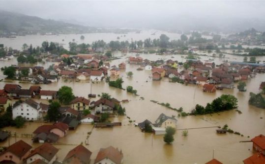 'منازل عائمة' لمواجهة خطر الفيضانات