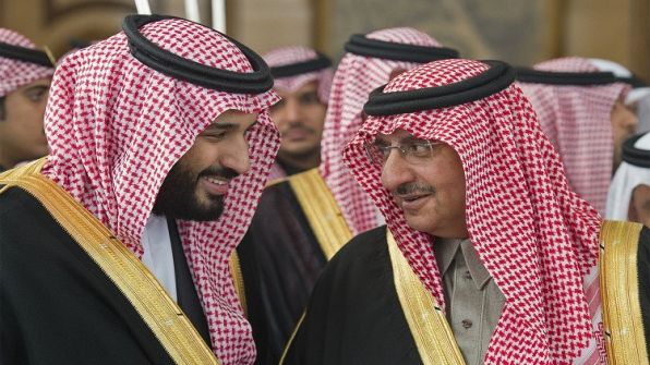 “نيويورك تايمز”: أمراء السعودية يتجرَّعون من كأسٍ طالما سقوا منه آلاف المعارضين .. واليوم لا أحد في مأمن