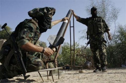 'إسرائيل': حماس لا تقف خلف إطلاق القذائف أمس
