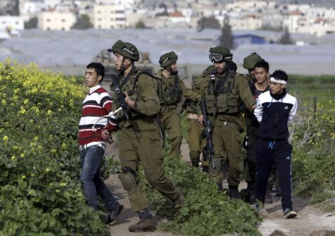 الاحتلال يعتقل 17 مواطناً من الضفة