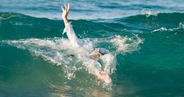  دبي: رجل يمنع إنقاذ ابنته من الغرق ويتركها تموت خوفا على شرفها