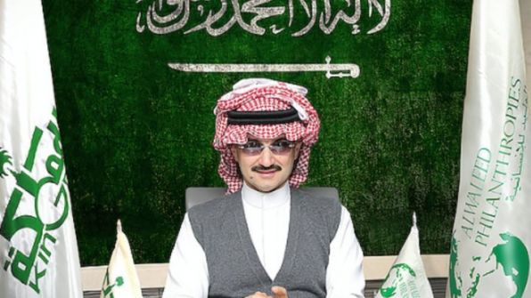 إكسبرس: الأمير بن طلال تعرض للتعذيب والضرب وتم تعليقه بعد نقله إلى سجن 'الحائر' المشدد