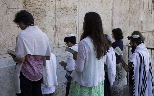 إحصائيات : أغلبية اليهود في العالم ليسوا إسرائيليين