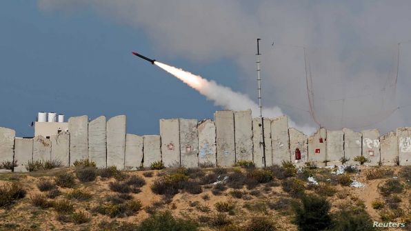 الاحتلال يعلن سقوط صاروخيْن من غزة قبالة سواحل 