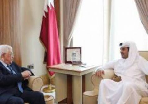 الكشف عن تفاصيل لقاء الرئيس عباس بأمير قطر والهدف من الزيارة!