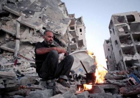 الاعلام العبري يكشف: 'تخفيف حصار غزّة قبل أي صفقة لتبادل الأسرى'