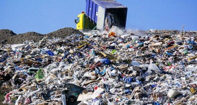  'البيئة': السجن المؤبد لمهربي النفايات الإسرائيلية
