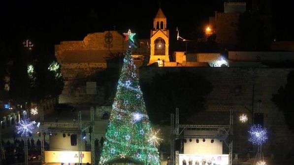 د.إبراهيم أبراش يكتب:الفلسطينيون أولى بالاحتفال بعيد ميلاد السيد المسيح 
