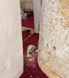 سقوط حجارة من أعمدة المسجد الأقصى