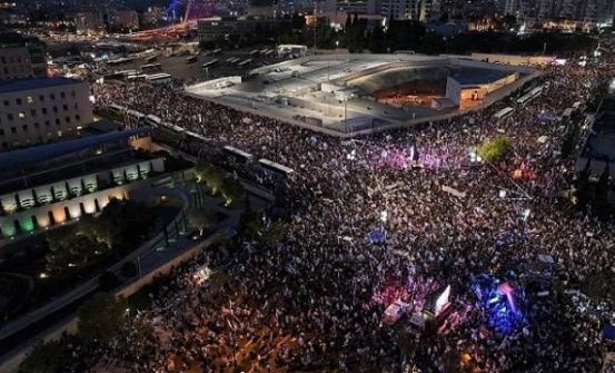 الآلاف يشاركون في مظاهرة اليمين الإسرائيلي لدعم خطة القضاء