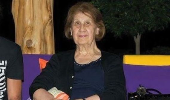 وفاة “أنيسة مخلوف” والدة بشار الأسد
